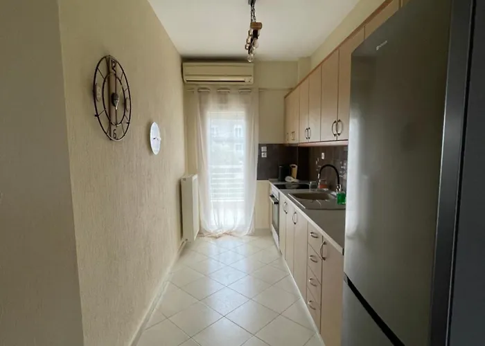 Modern Elegance In Chalkidiki Daire *