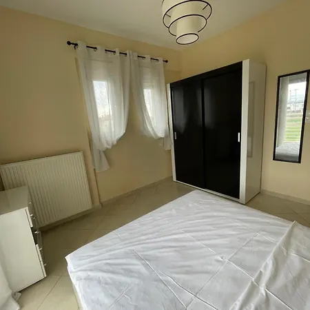 Modern Elegance In Chalkidiki Apartamento